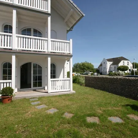 Gesine App 01 - Strandkorb * ניינהאגן